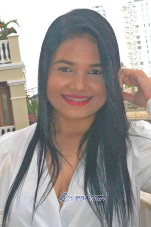 204006 - Paola Age: 28 - Colombia
