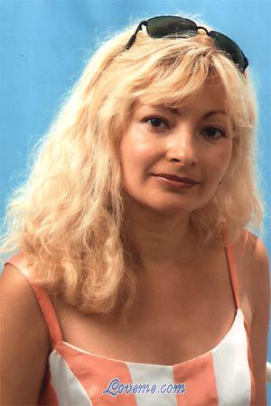 74313 - Natalia Age: 44 - Russia