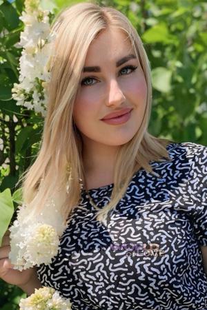 224697 - Irina Age: 32 - Ukraine