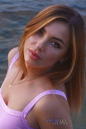 224794 - Kseniia Age: 35 - Ukraine